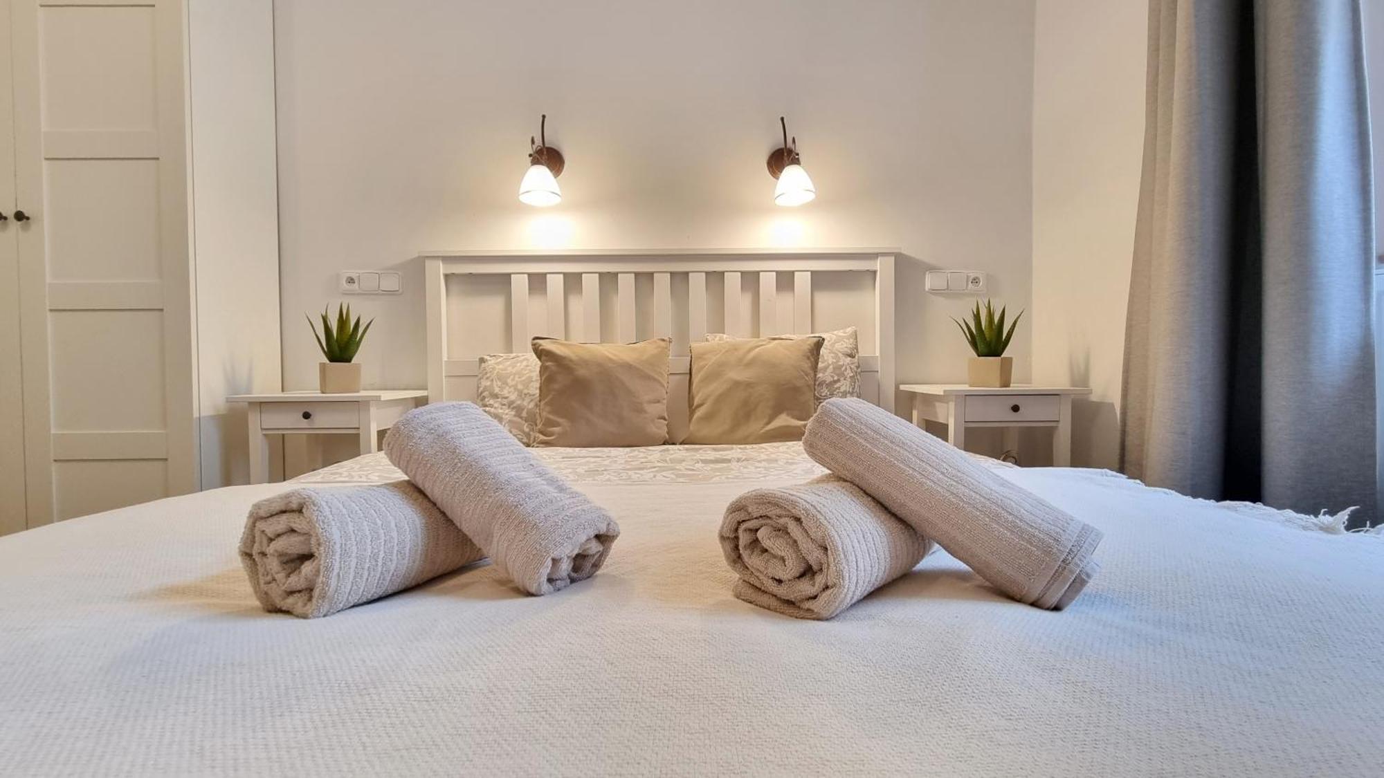 Finnem Rentals Florenc Praga Esterno foto
